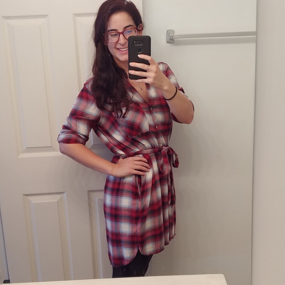 Poshmark Ambassador Lena!